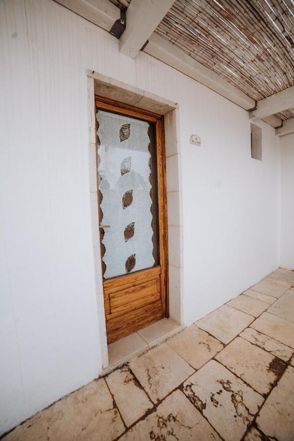 Вилла Masseria Casamassima Agriturismo Остуни Экстерьер фото